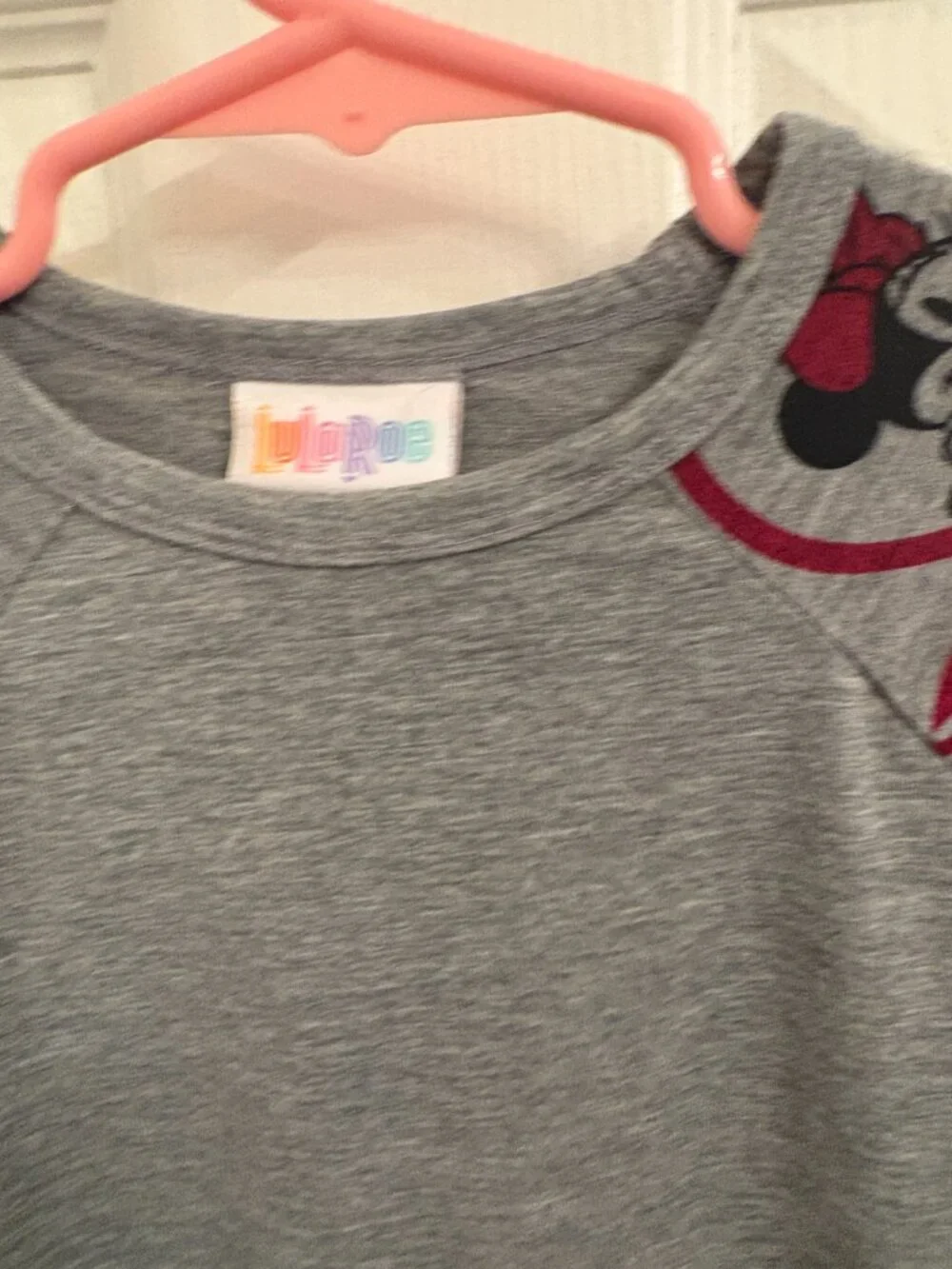 LulaRoe Minnie Mouse Baseball Style 3/4 Sleeve Shirt size 8 Pull over